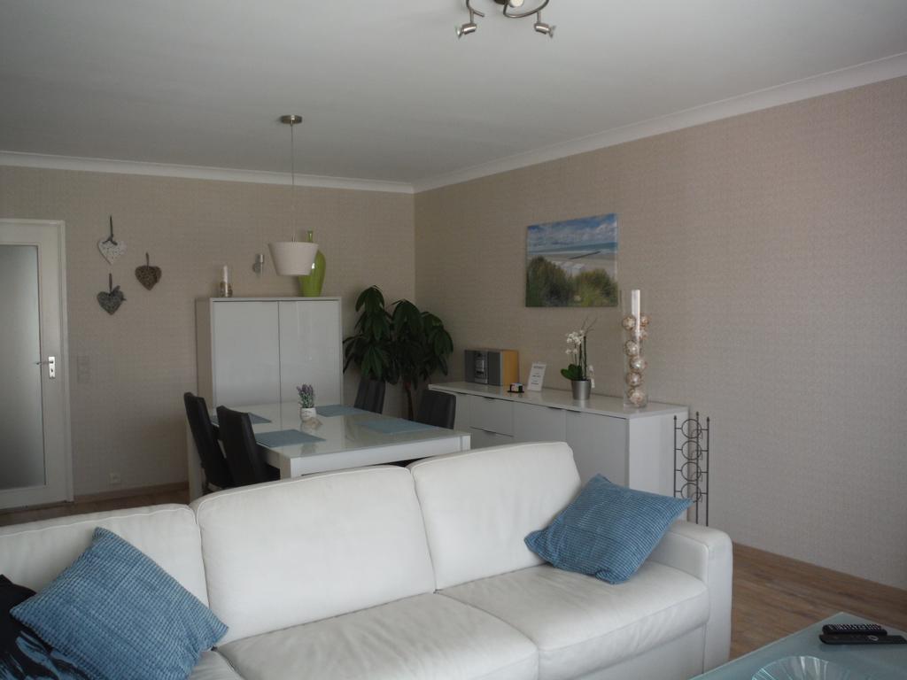 Apartments Iris Остенде Экстерьер фото