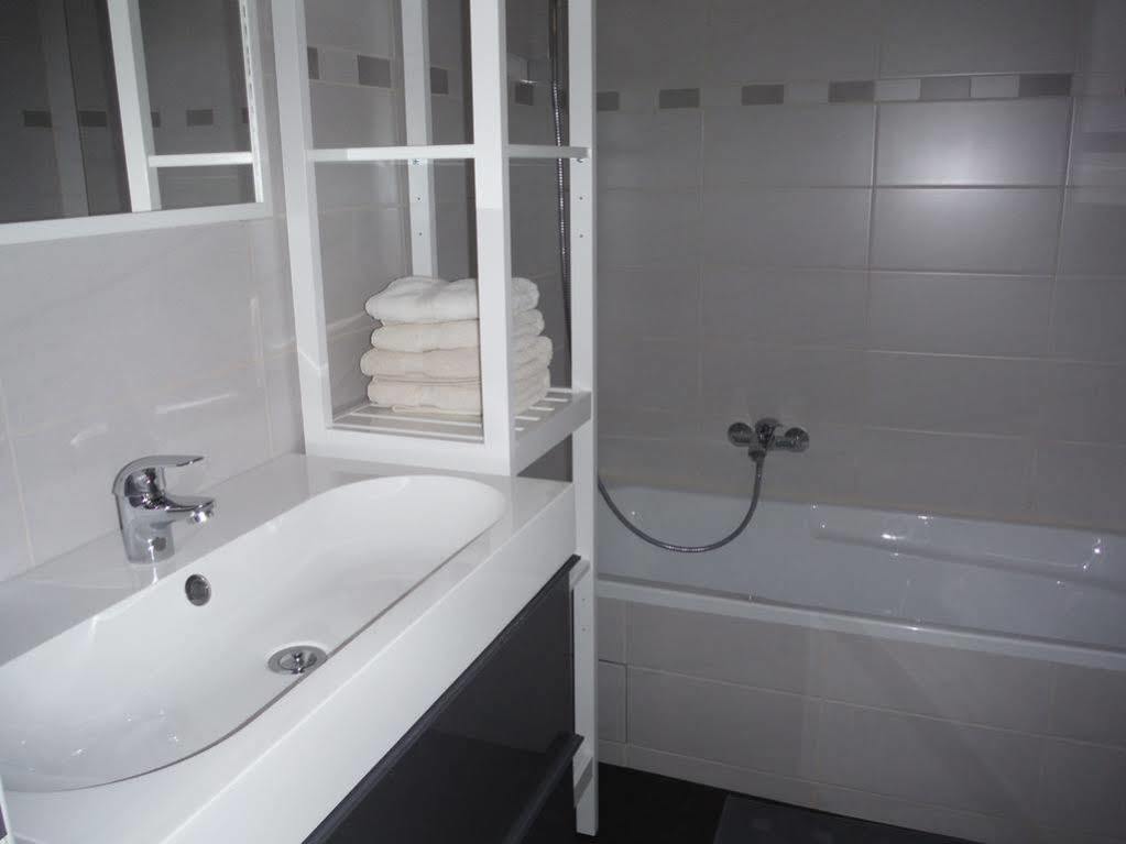 Apartments Iris Остенде Экстерьер фото
